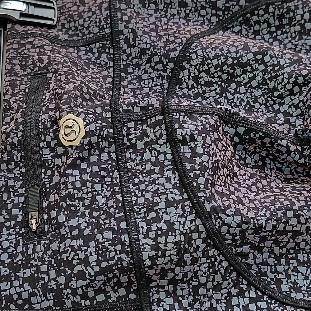 🦄 Lululemon Seawheeze 2018 Reflective Set 🦄 - Picture 10 of 12